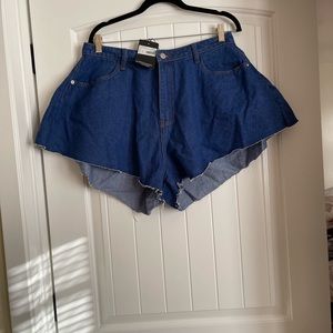 FLARED HOT GIRL SUMMER DENIM SHORTS